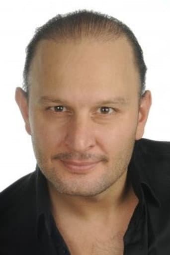Şafak Karali fotoğrafı