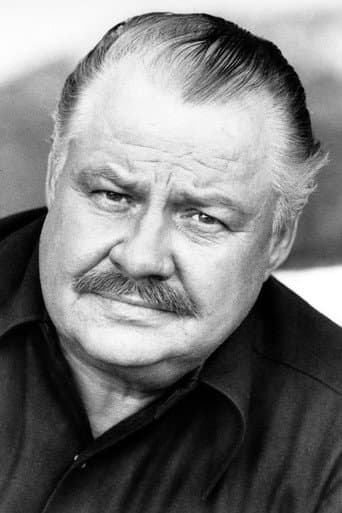 Clifton James fotoğrafı