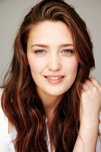 Tess Haubrich fotoğrafı