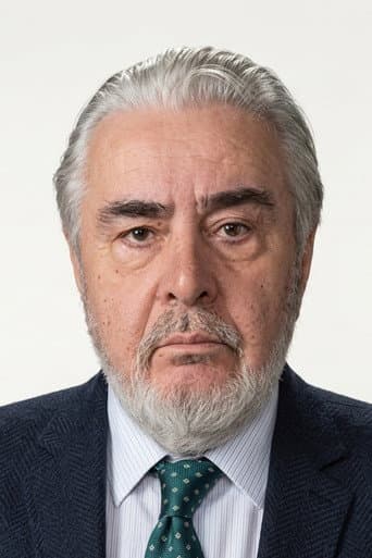 Uğur Yücel fotoğrafı