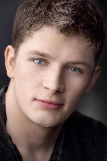 Brett Dier fotoğrafı