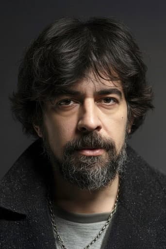 Okan Bayülgen fotoğrafı