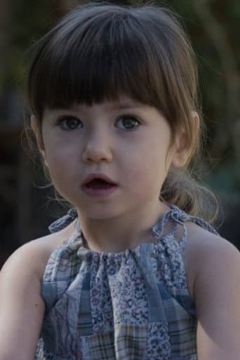 Isabelle Lowe fotoğrafı