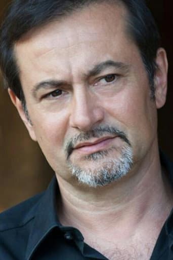 Simone Colombari fotoğrafı