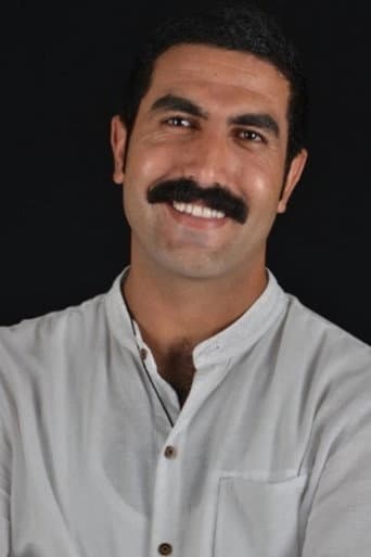 Suat Usta fotoğrafı