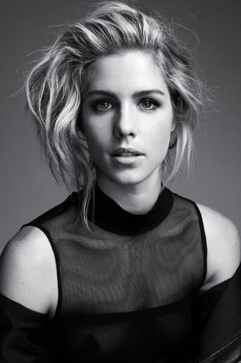 Emily Bett Rickards fotoğrafı