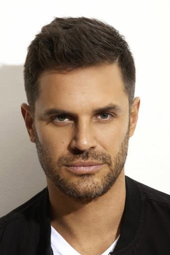 Mark Tacher fotoğrafı