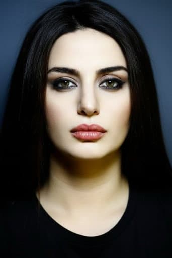 Pınar Dikici fotoğrafı