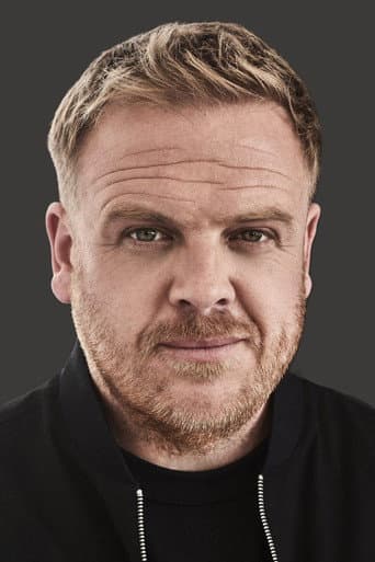 Owain Arthur fotoğrafı