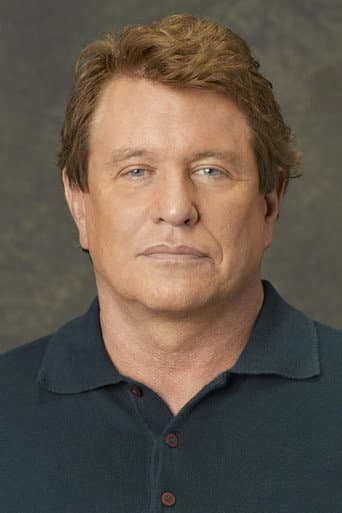 Tom Berenger fotoğrafı