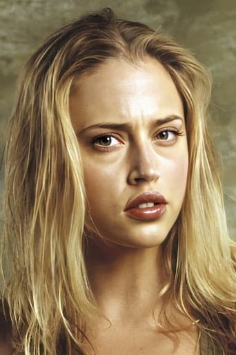 Estella Warren fotoğrafı