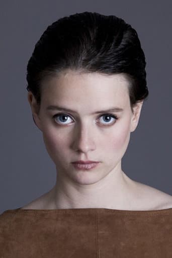Pauline Étienne fotoğrafı