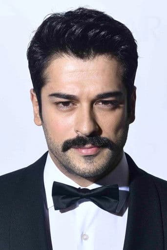 Burak Özçivit fotoğrafı