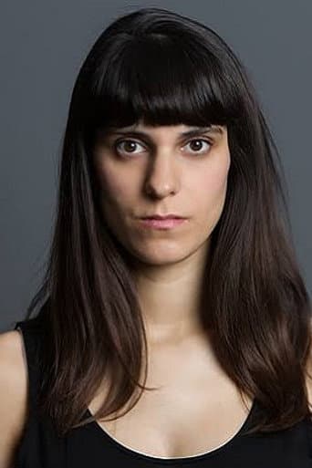 Esme Madra fotoğrafı