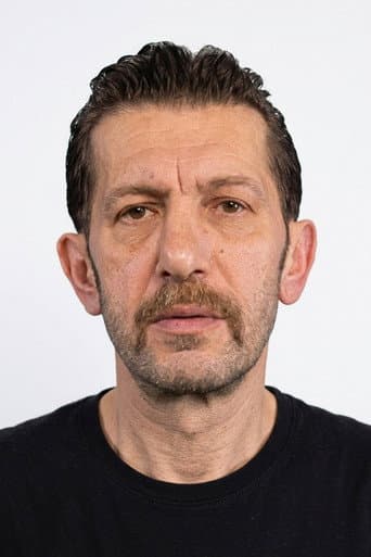 Orhan Eşkin fotoğrafı