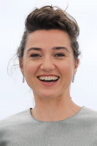Nina Meurisse fotoğrafı