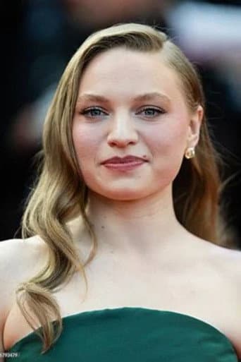 Mia Threapleton fotoğrafı