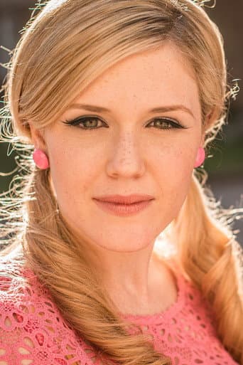 Harriet Dyer fotoğrafı