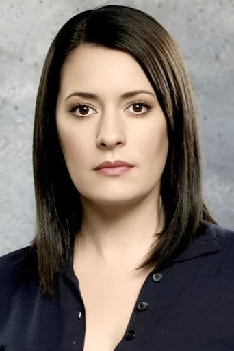 Paget Brewster fotoğrafı