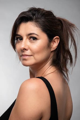 Marissa Saavedra fotoğrafı