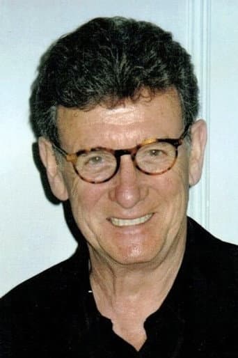 James Warwick fotoğrafı