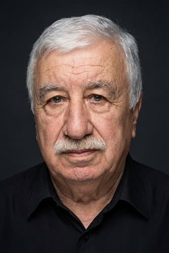 Ahmet Gülhan fotoğrafı