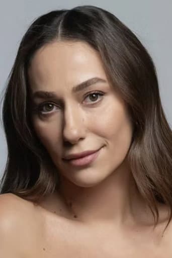 Esra Ruşan fotoğrafı