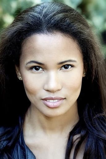 Fola Evans-Akingbola fotoğrafı