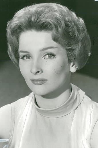Millicent Martin fotoğrafı