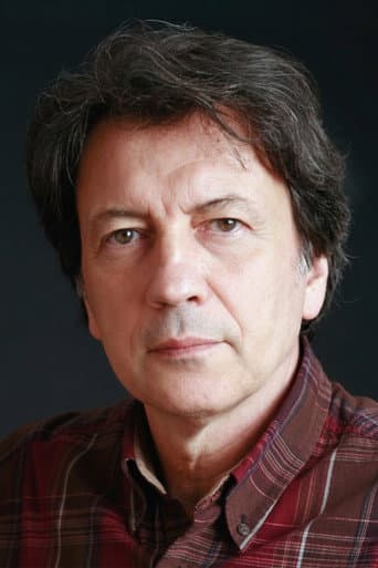 İsmet Üstekin fotoğrafı