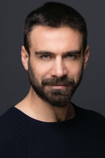 Adnan Koç fotoğrafı