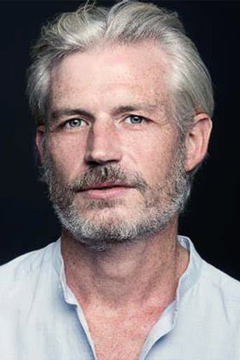 Tristan Tait fotoğrafı