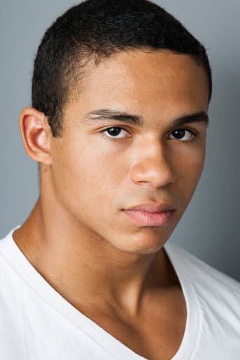 Noah Gray-Cabey fotoğrafı