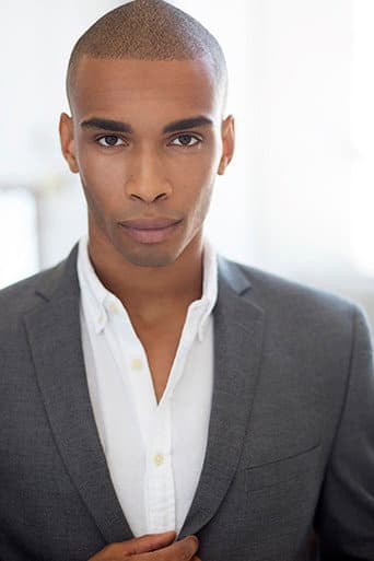 Julian Elijah Martinez fotoğrafı