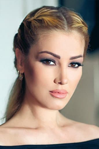 Petek Dinçöz fotoğrafı