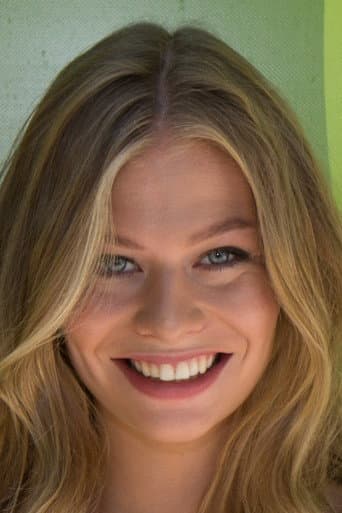 Zoë Straub fotoğrafı
