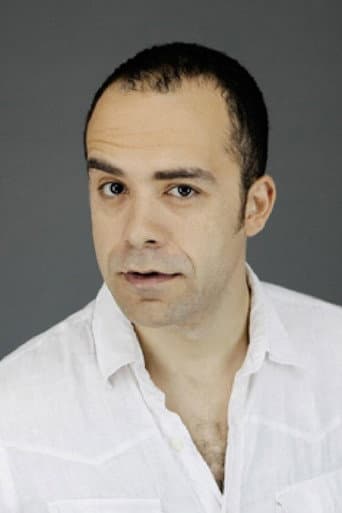 Sarp Aydınoğlu fotoğrafı