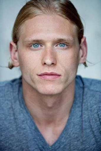 Nicholas Logan fotoğrafı