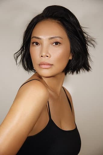 Navia Nguyen fotoğrafı