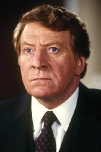 Clive Revill fotoğrafı