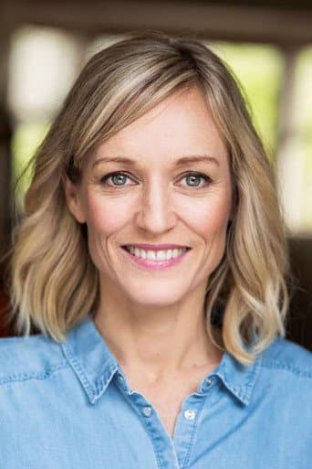 Sally Stockwell fotoğrafı