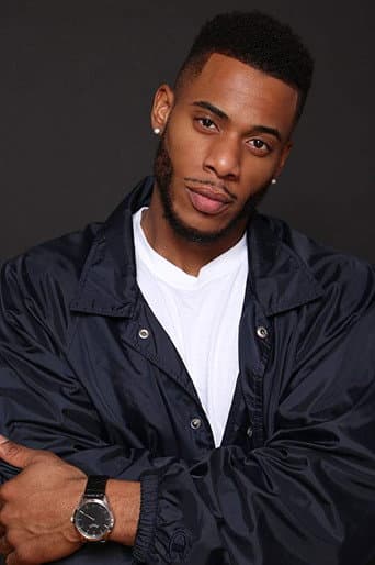 Courtney Burrell fotoğrafı