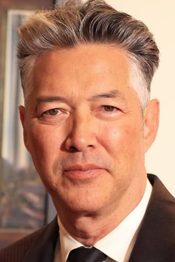 Russell Wong fotoğrafı