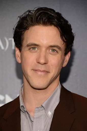 Ashley Zukerman fotoğrafı