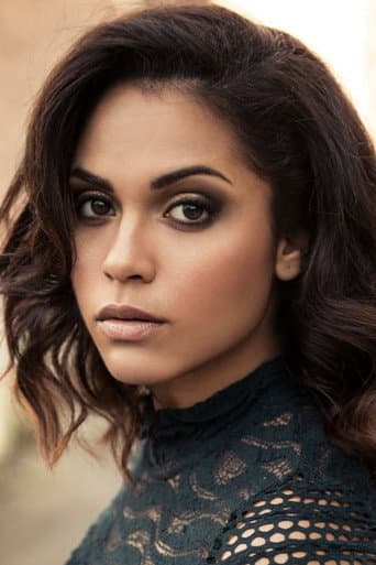 Monica Raymund fotoğrafı