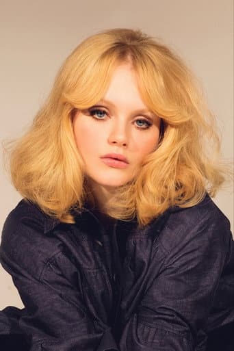 Emma Laird fotoğrafı