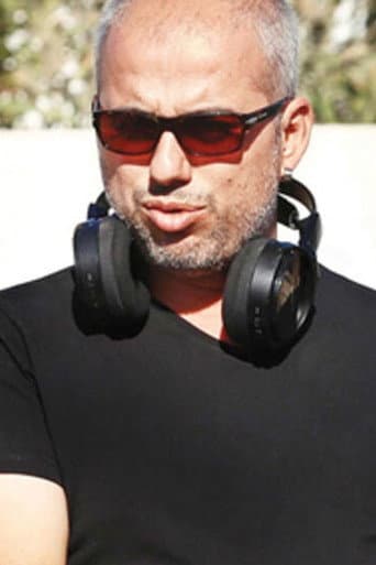 Mehmet Ada Öztekin fotoğrafı