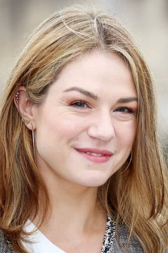 Émilie Dequenne fotoğrafı