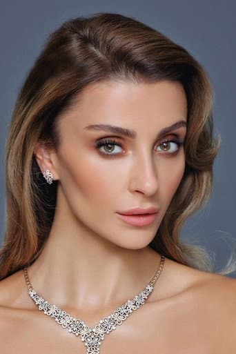 Özge Ulusoy fotoğrafı
