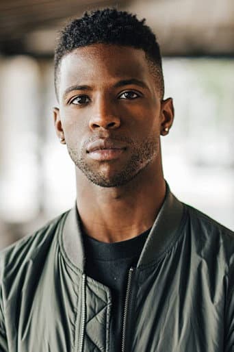 Ade Chike Torbert fotoğrafı
